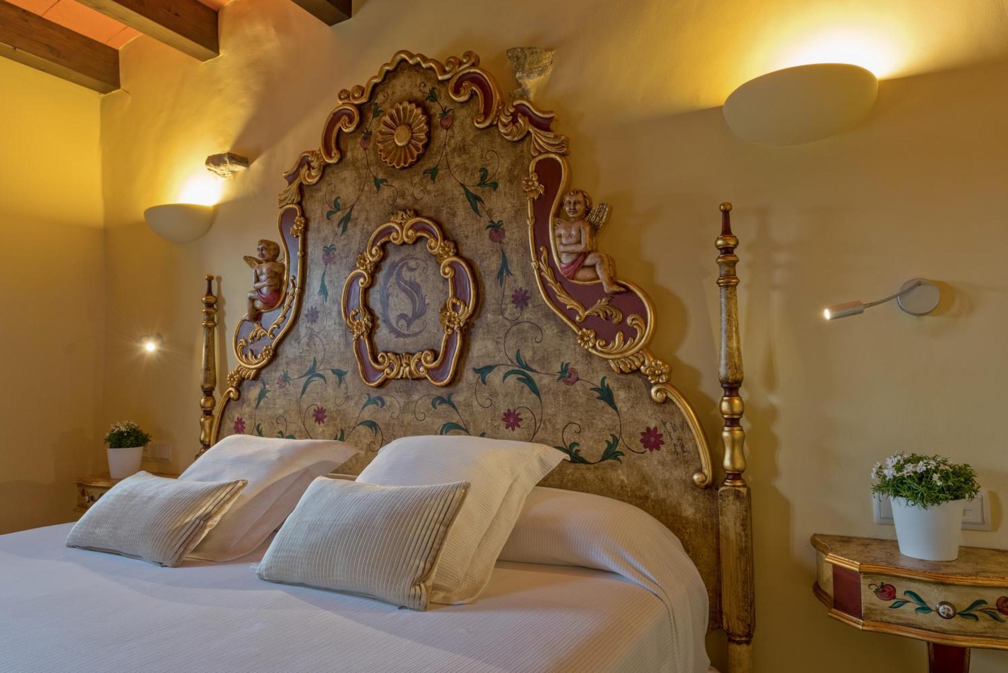 Hotel Cal Sastre Santa Pau Ruang foto