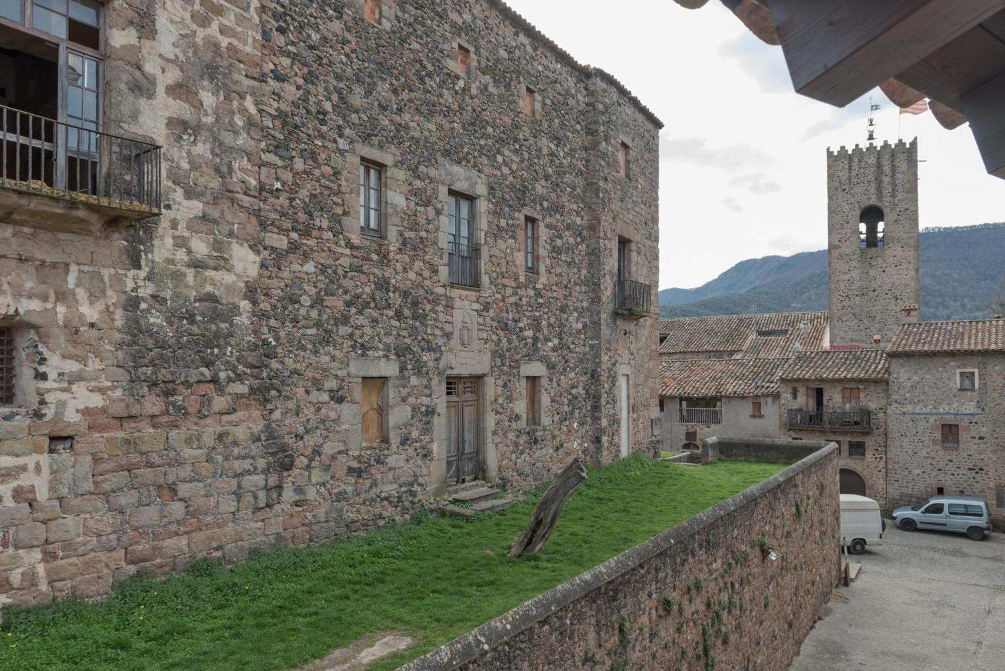 Hotel Cal Sastre Santa Pau Ruang foto